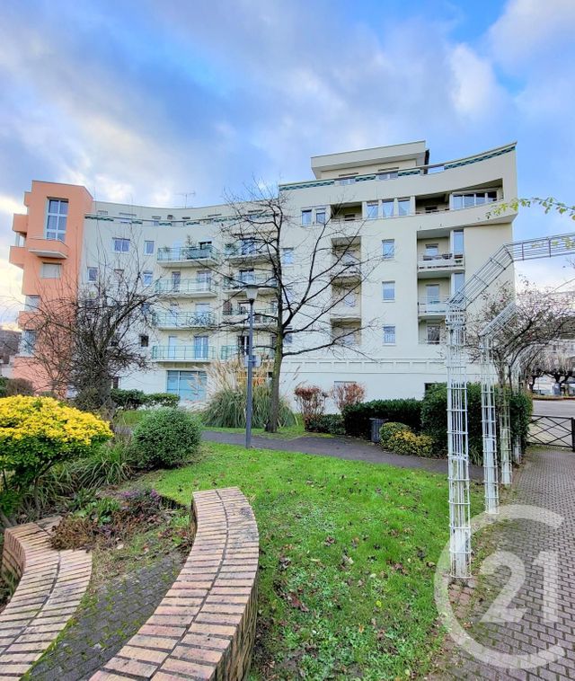 Appartement F5 à vendre - 5 pièces - 100.09 m2 - EAUBONNE - 95 - ILE-DE-FRANCE - Century 21 La Demeure