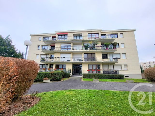 Appartement F2 à vendre - 2 pièces - 49.78 m2 - EAUBONNE - 95 - ILE-DE-FRANCE - Century 21 La Demeure